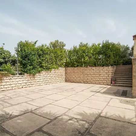 Double En-suite In 5 Mins Walk To Beach Lido di Noto