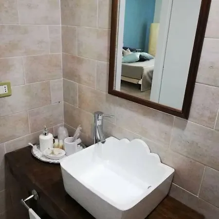 Double En-suite In 5 Mins Walk To Beach Lido di Noto