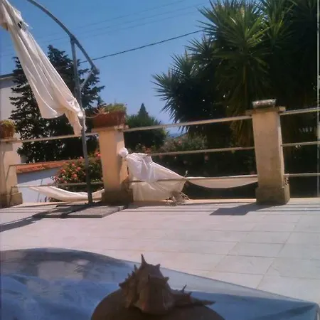 Double En-suite In 5 Mins Walk To Beach 民宿 Lido di Noto