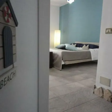 Double En-suite In 5 Mins Walk To Beach 홈스테이 *