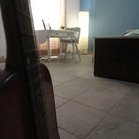 Double En-suite In 5 Mins Walk To Beach 홈스테이 *