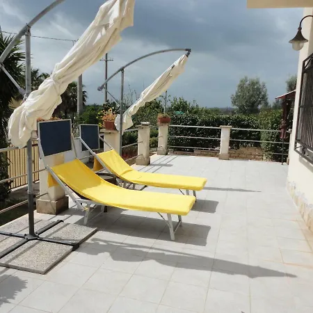 홈스테이 Double En-suite In 5 Mins Walk To Beach Lido di Noto